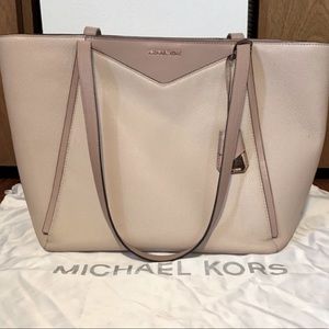 Large Michael Kors shoulder bag in light pink